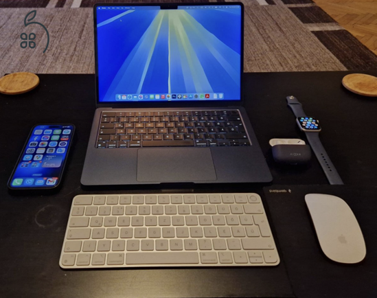 Teljes Apple Ecosystem (MacBook Air M2, iPhone 15 plus, AirPods Pro, Apple Watch SE2)