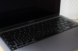 Apple Macbook Air 13