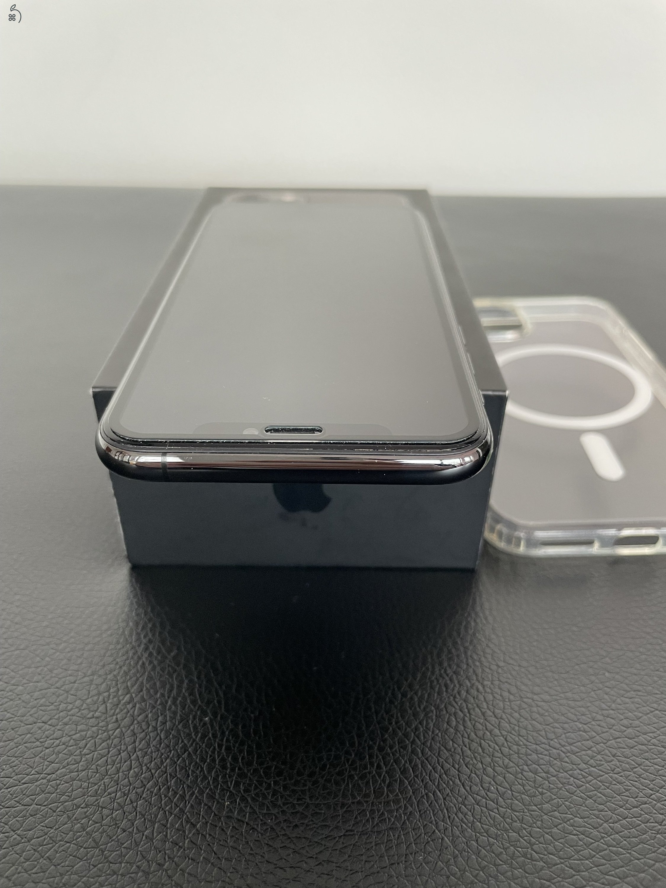 IPHONE 11 PRO 64GB Space Gray Gyárilag Kártyafüggetlen Aksi 100%  (Makulátlan)