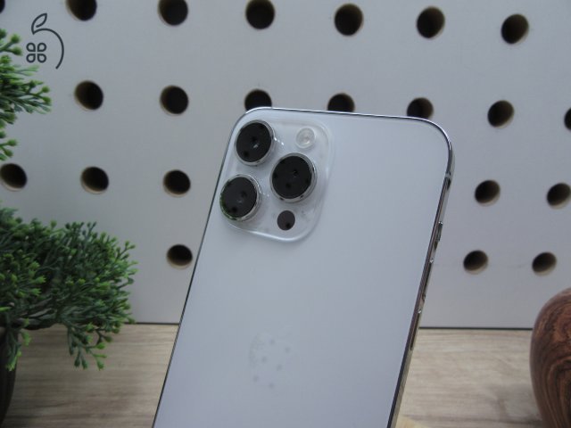 Apple iPhone 14 Pro Max - Silver - Használt, karcmentes