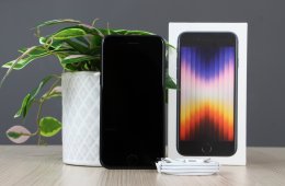 Apple iPhone SE 2022 Midnight 64GB A+ US-6485