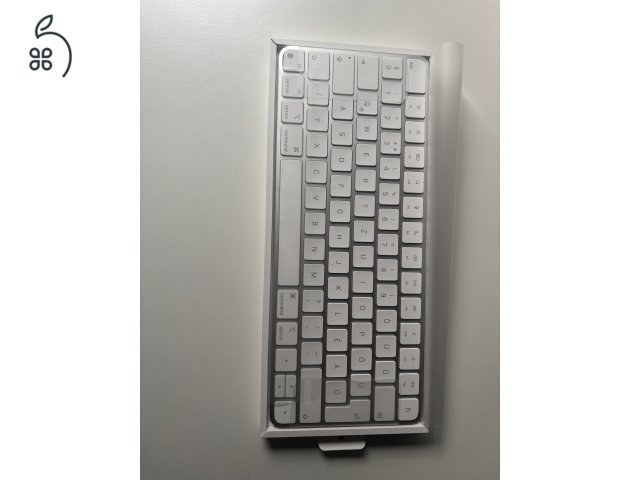 Apple Magic Keyboard (Magyar)
