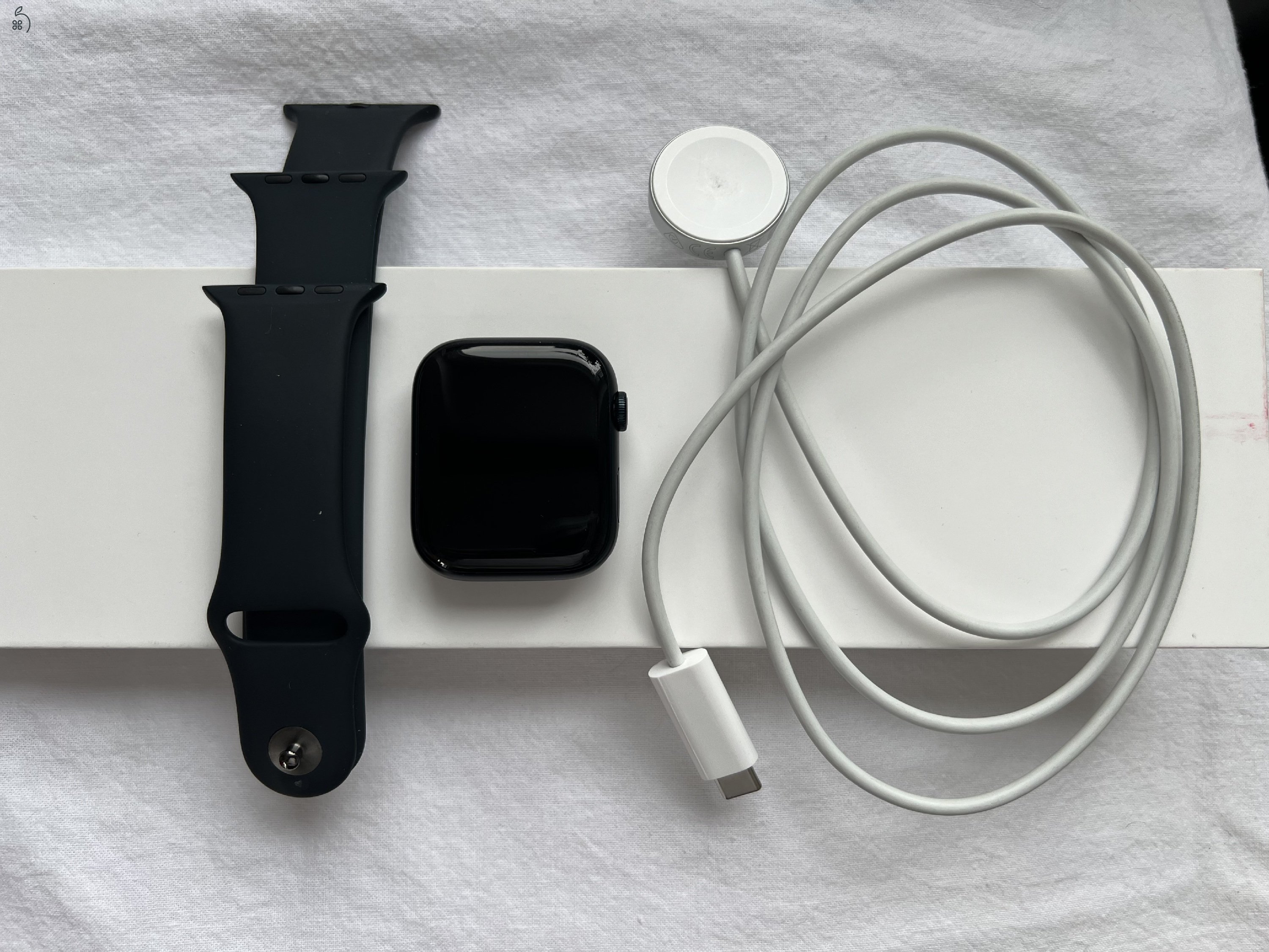 Apple Watch Series 8 ESIM 45mm Mid Alu Mid Sp 32GB garanciális