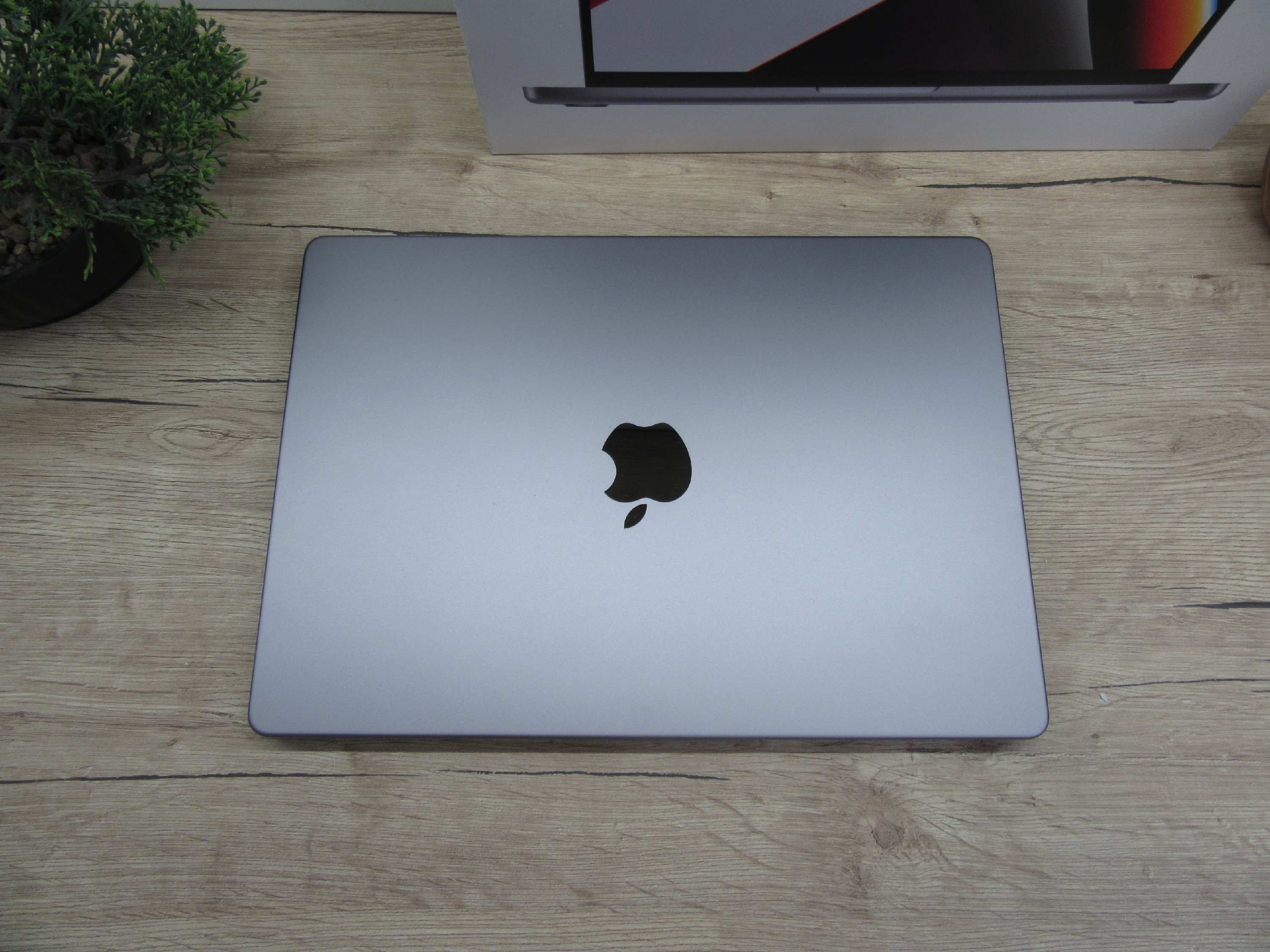 Apple Macbook Pro 14 M1 Pro - 2021 - Használt, karcmentes