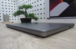 Apple Macbook Pro 14 M1 Pro - 2021 - Használt, karcmentes