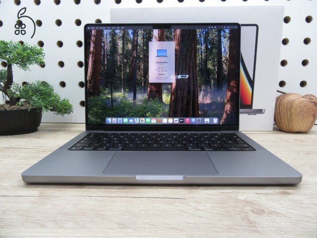 Apple Macbook Pro 14 M1 Pro - 2021 - Használt, karcmentes