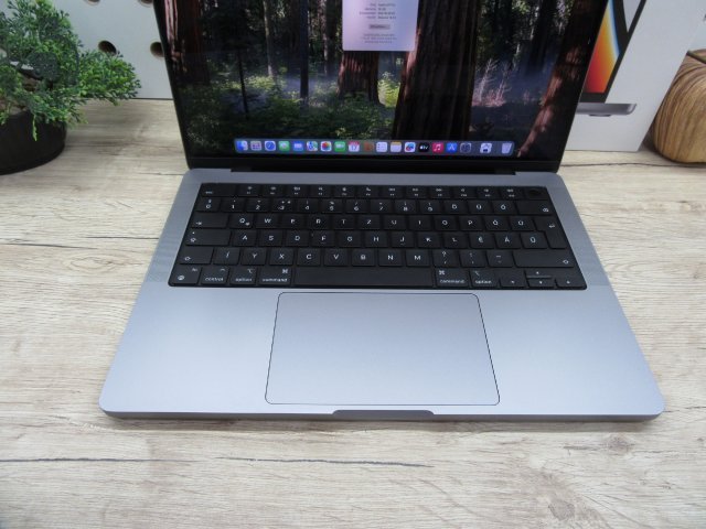 Apple Macbook Pro 14 M1 Pro - 2021 - Használt, karcmentes