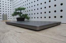 Apple Macbook 16 M1 Pro - 2021 - Használt, megkímélt 