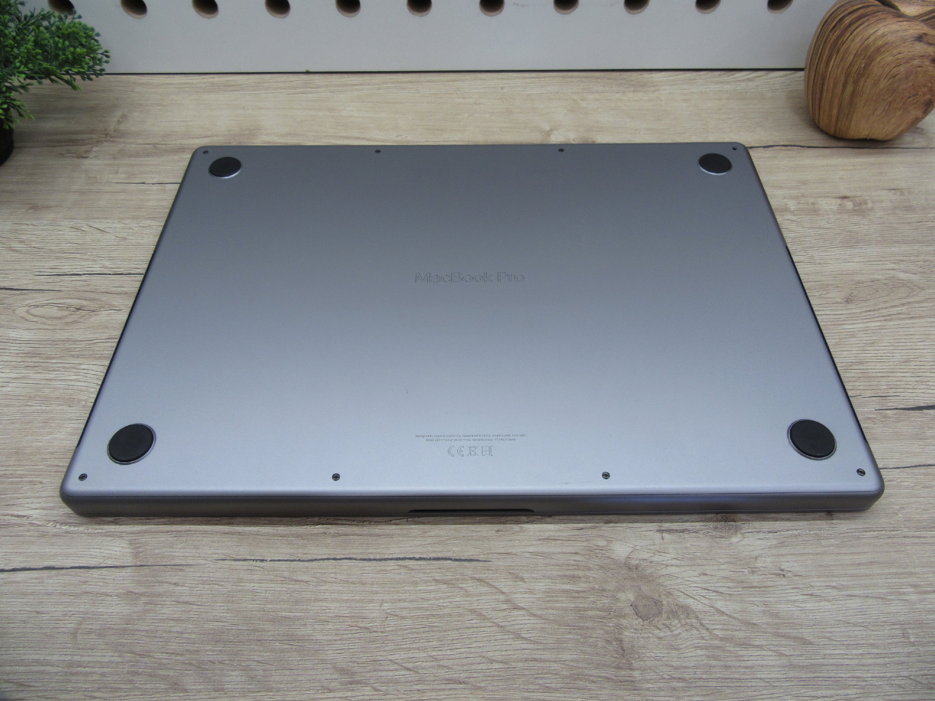 Apple Macbook 16 M1 Pro - 2021 - Használt, megkímélt 