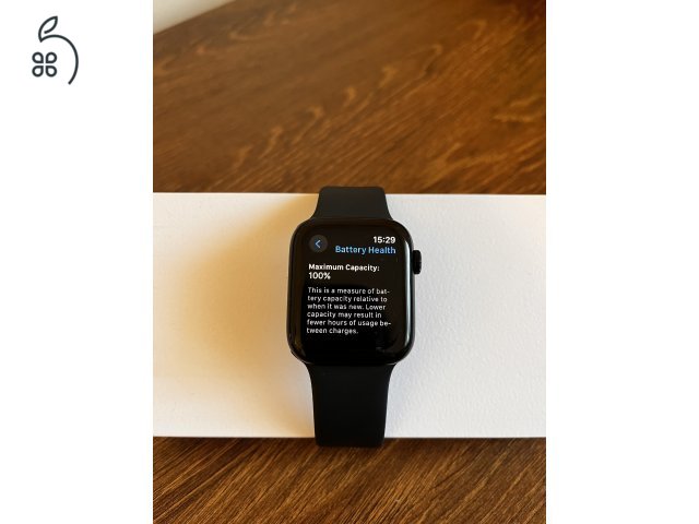 ELADÓ / APPLE WATCH SE 44MM 2. GEN / 100% AKKSI