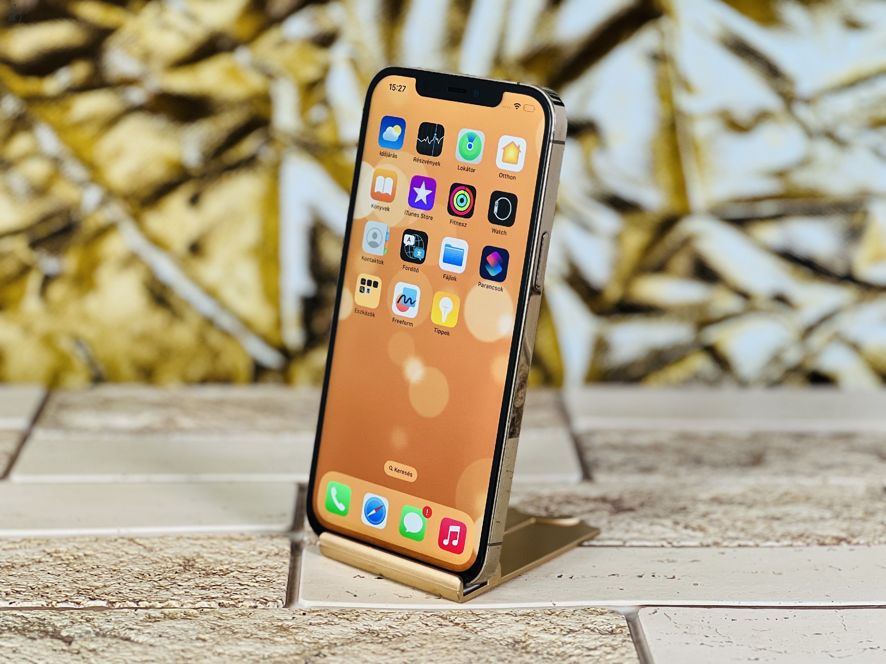 Eladó Apple iPhone 12 Pro Max  Gold 256gb nagyon szép állapotban -100% akku 