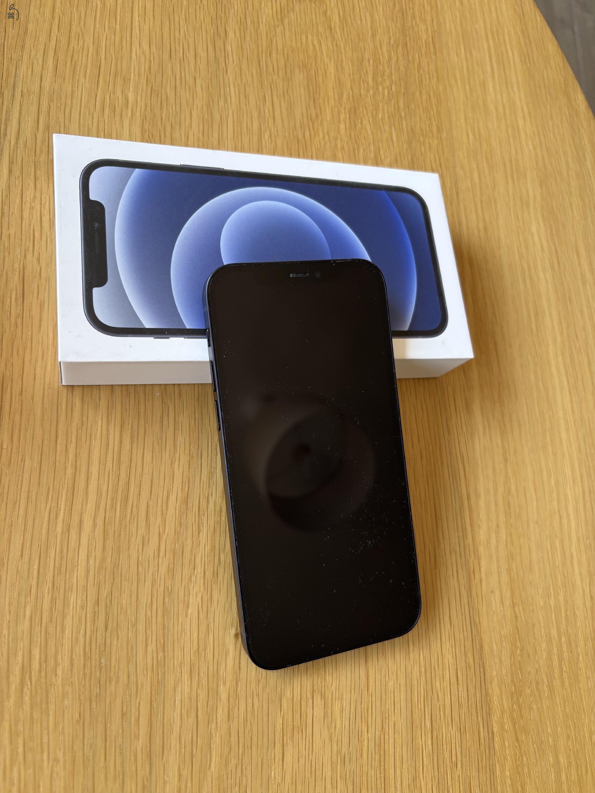 Eladó iPhone 12 64GB fekete + Apple Magsafe tok, Akku: 90%