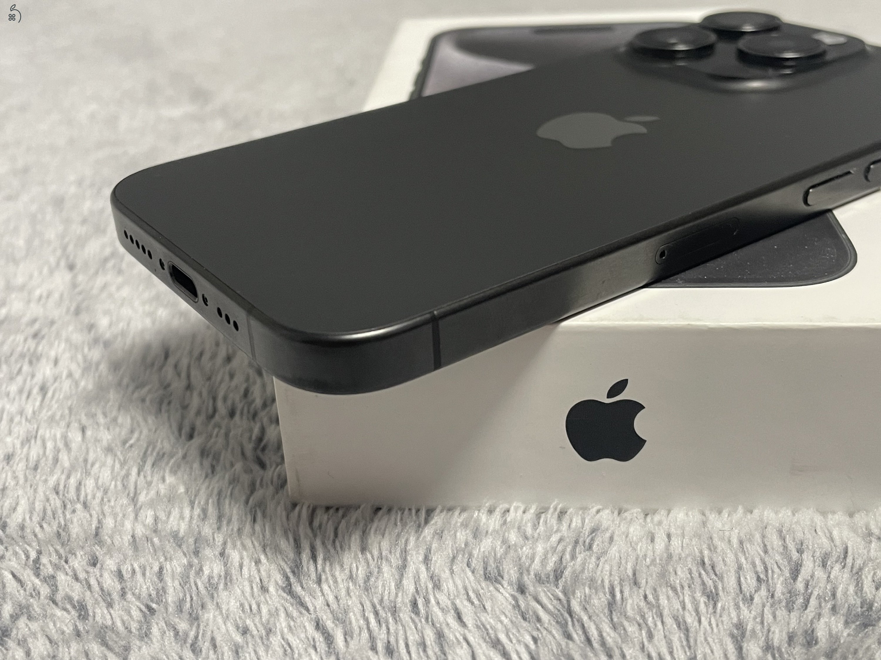 iPhone 15 Pro 128GB - AKKU 100% - Gyári Független, hibátlan állapotban