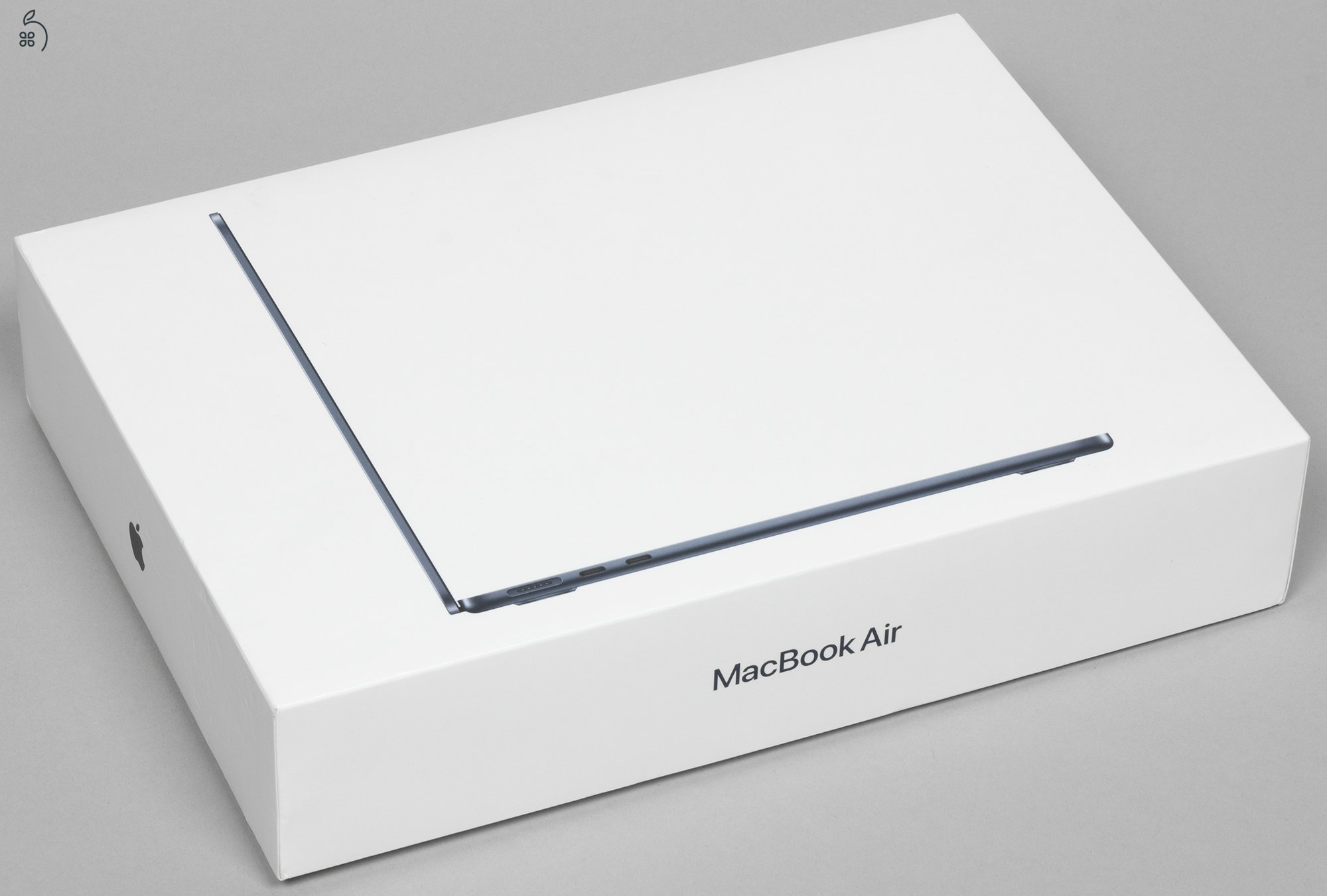 ÚJ BONTATLAN Apple MacBook Air 13