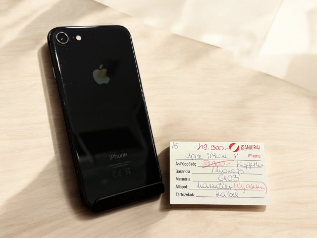15. Apple iPhone 8 - 64 GB - Fekete - Független - ÚJ AKKU
