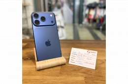 105. Apple iPhone 17 Pro - 256 GB - Deep Blue - Újszerű - ESIM - Akku 100%