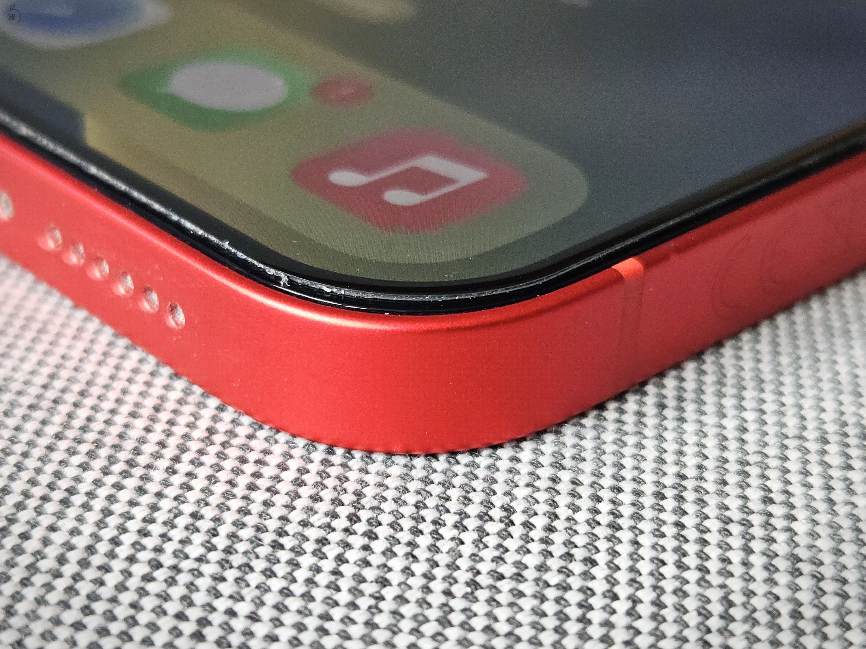 iPhone 14 Plus 128GB Red, újszerű független telefon 100% akku.-val.