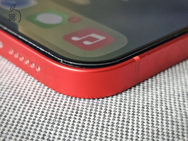 iPhone 14 Plus 128GB Red, újszerű független telefon 100% akku.-val.