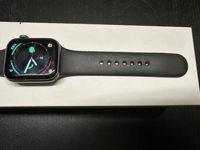 Apple Watch 4 Space Gray