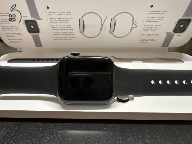 Apple Watch 4 Space Gray