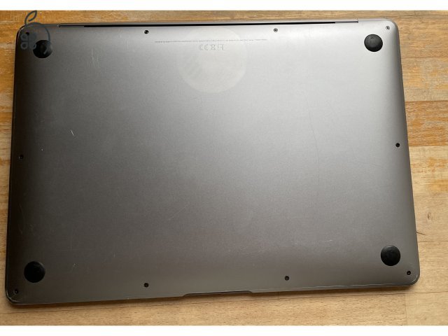 Macbook Air 2020 i5, 8 GB RAM, 512 GB SSD, magyar billentyűzet!