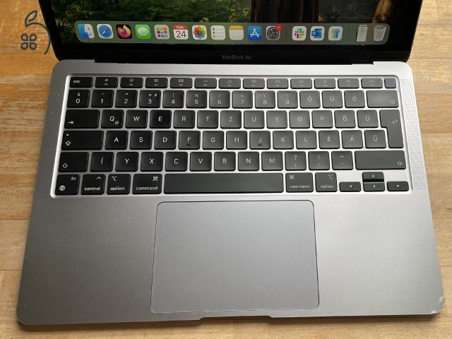 Macbook Air 2020 i5, 8 GB RAM, 512 GB SSD, magyar billentyűzet!