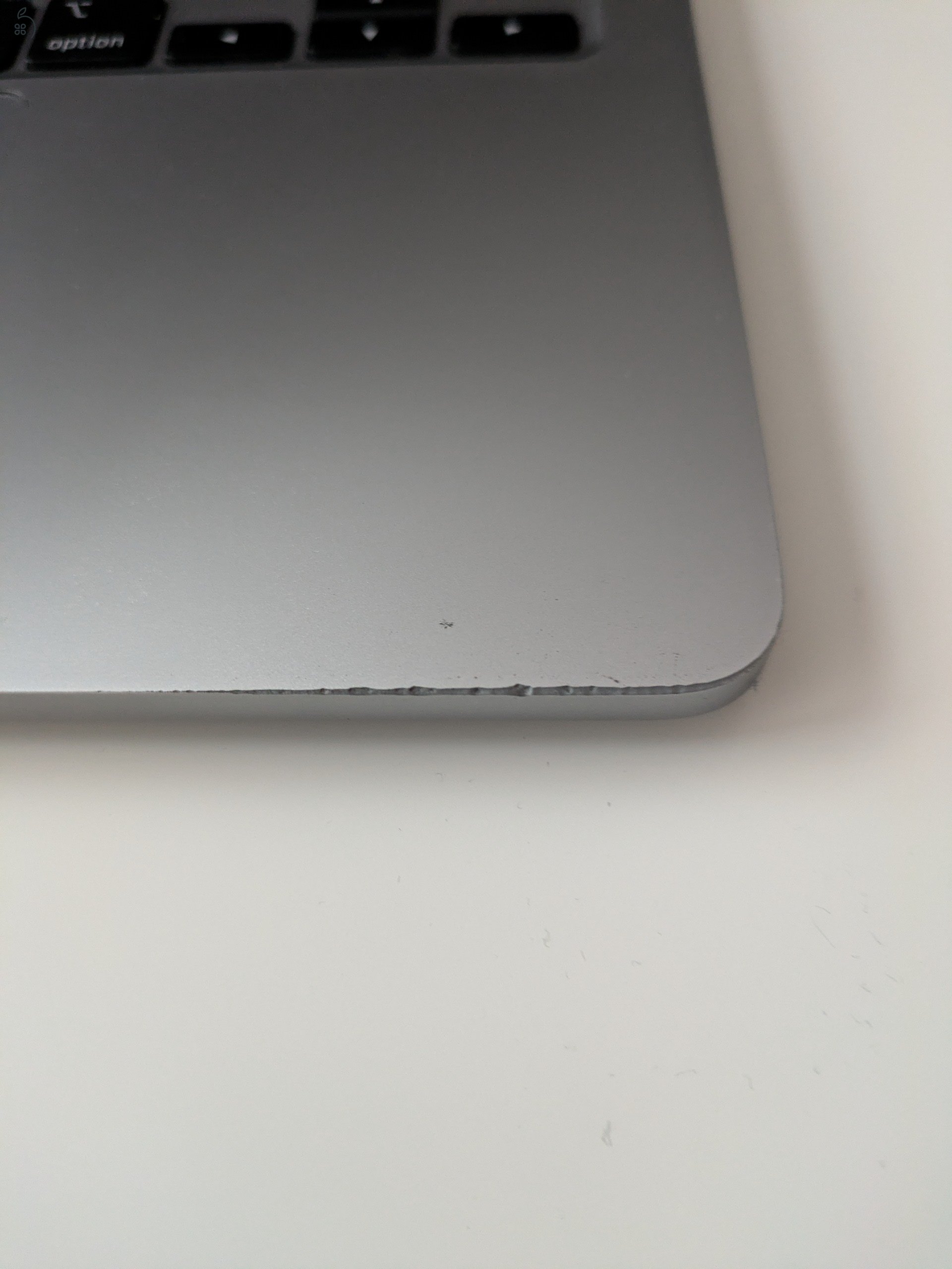 MacBook Pro 13-inch, 2020, Four Thunderbolt 3 ports