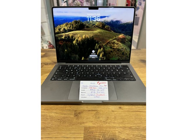 75. Új Apple MacBook Pro 14
