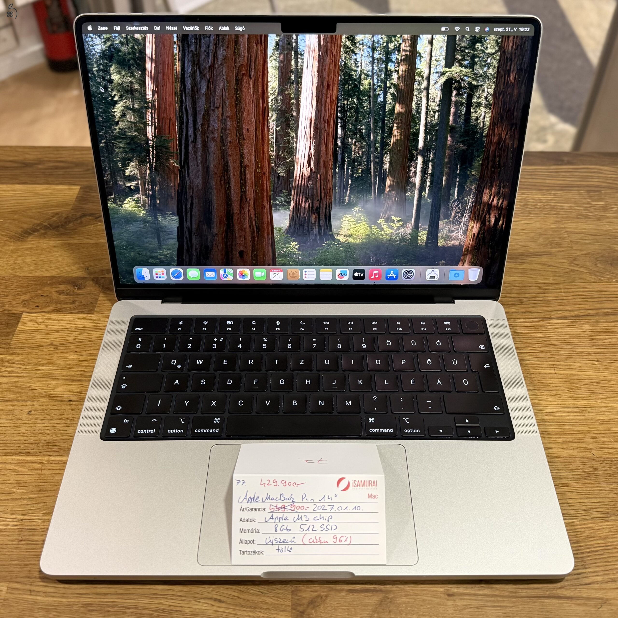 .77. Apple MacBook Pro 14″ – M3 – Silver – Akku 96% – APPLE GAR 2027.01.10