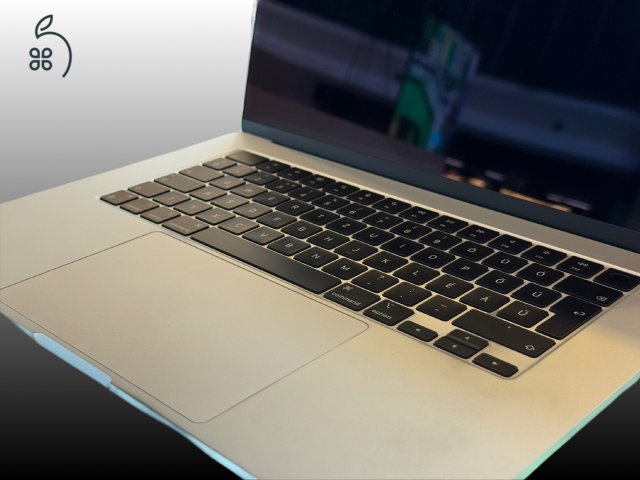 Apple MacBook Air M2 15” 256GB!