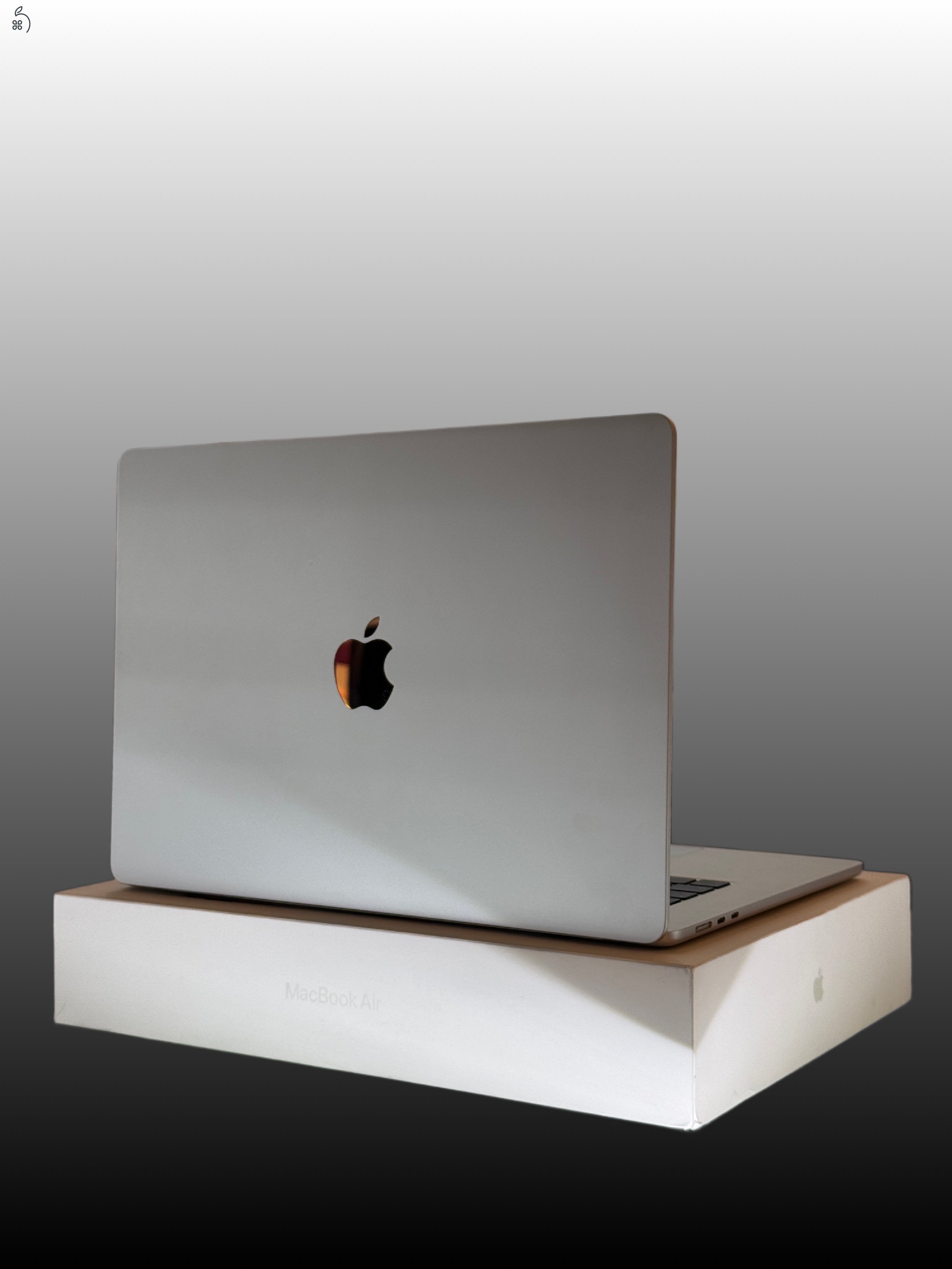 Apple MacBook Air M2 15” 256GB!