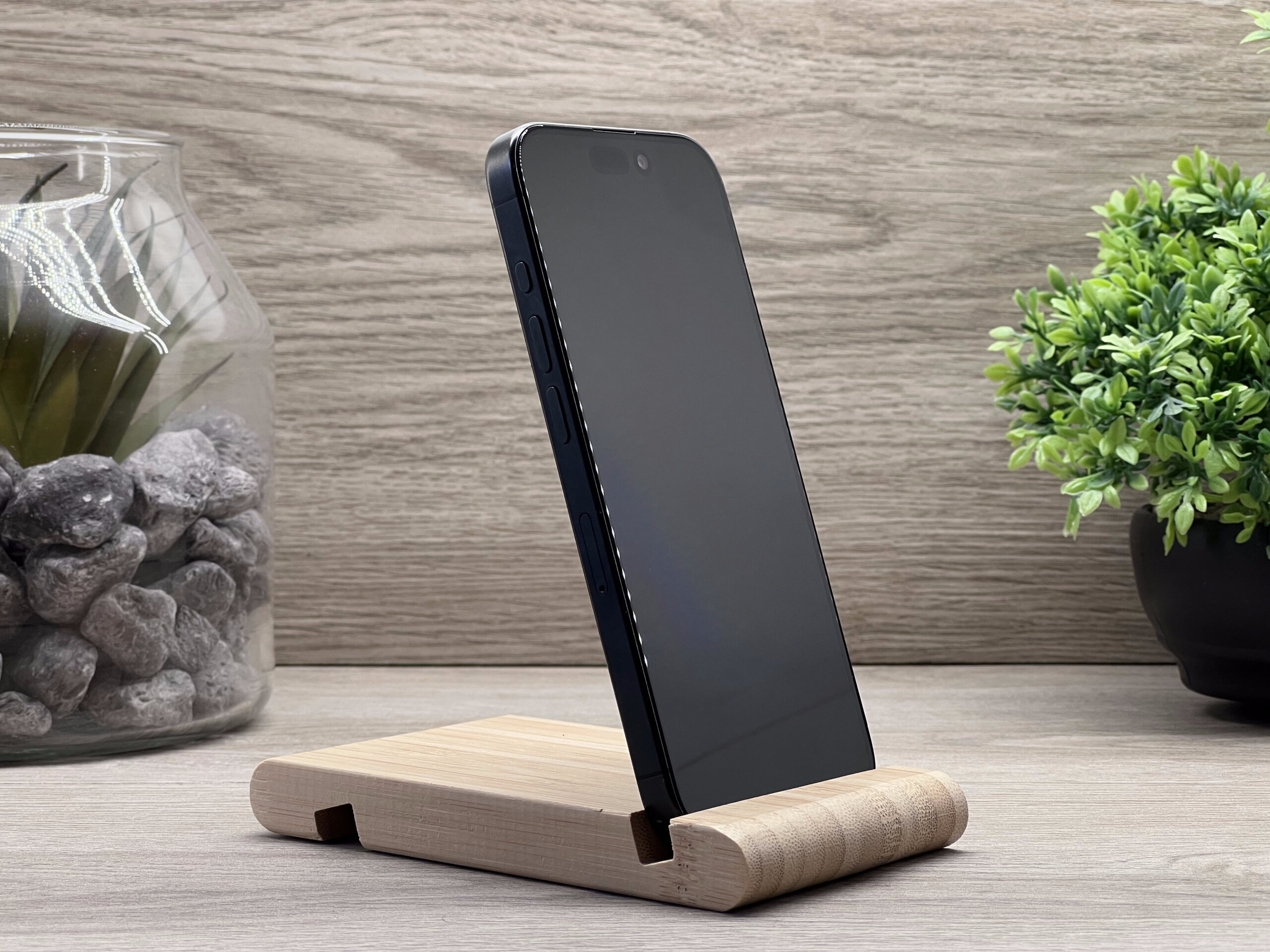 iPhone 15 Pro Black Titanium 128GB 2 ÉV Garanciával Számlával Aksi 93%