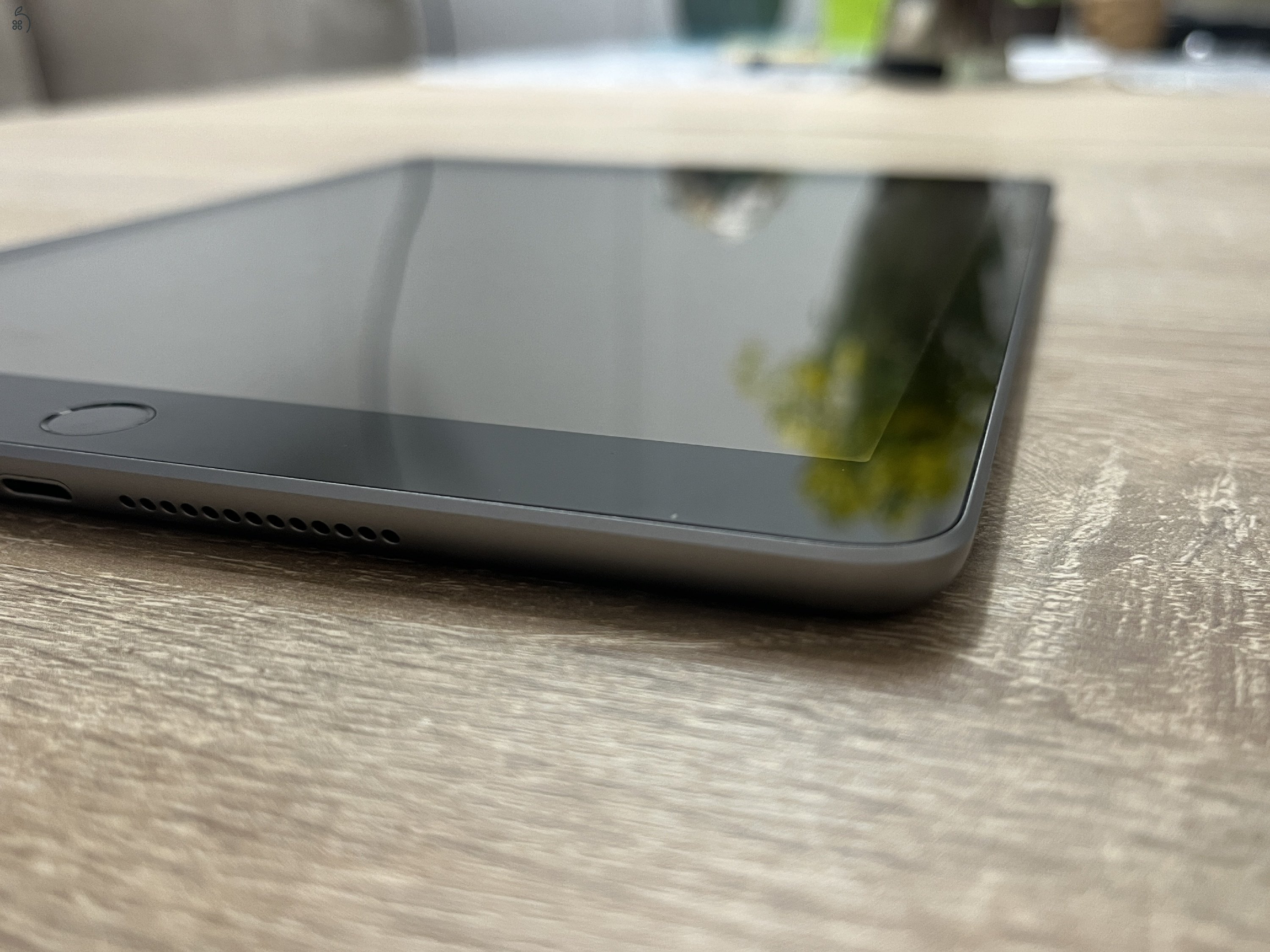 NAGYON SZÉP IPAD 6 32GB WIFI+CELLULAR IPADOK ÜZLETBŐL, GARANCIÁVAL, 27% ÁFÁS számlával 