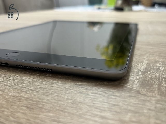 NAGYON SZÉP IPAD 6 32GB WIFI+CELLULAR IPADOK ÜZLETBŐL, GARANCIÁVAL, 27% ÁFÁS számlával 