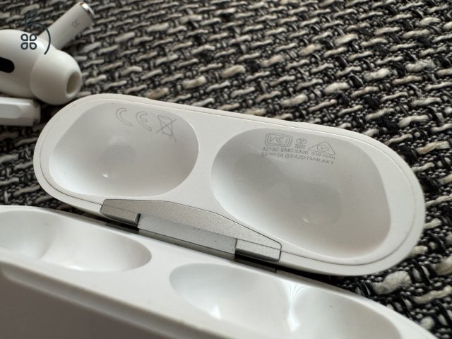 Apple AirPods Pro (Gen 1) Wireless Charging Case, iStyle vásárlás