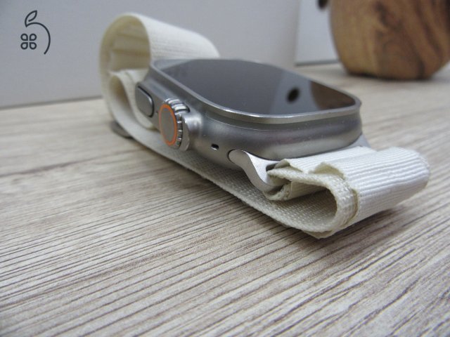 Apple Watch Ultra - 49 mm - Használt, karcmentes