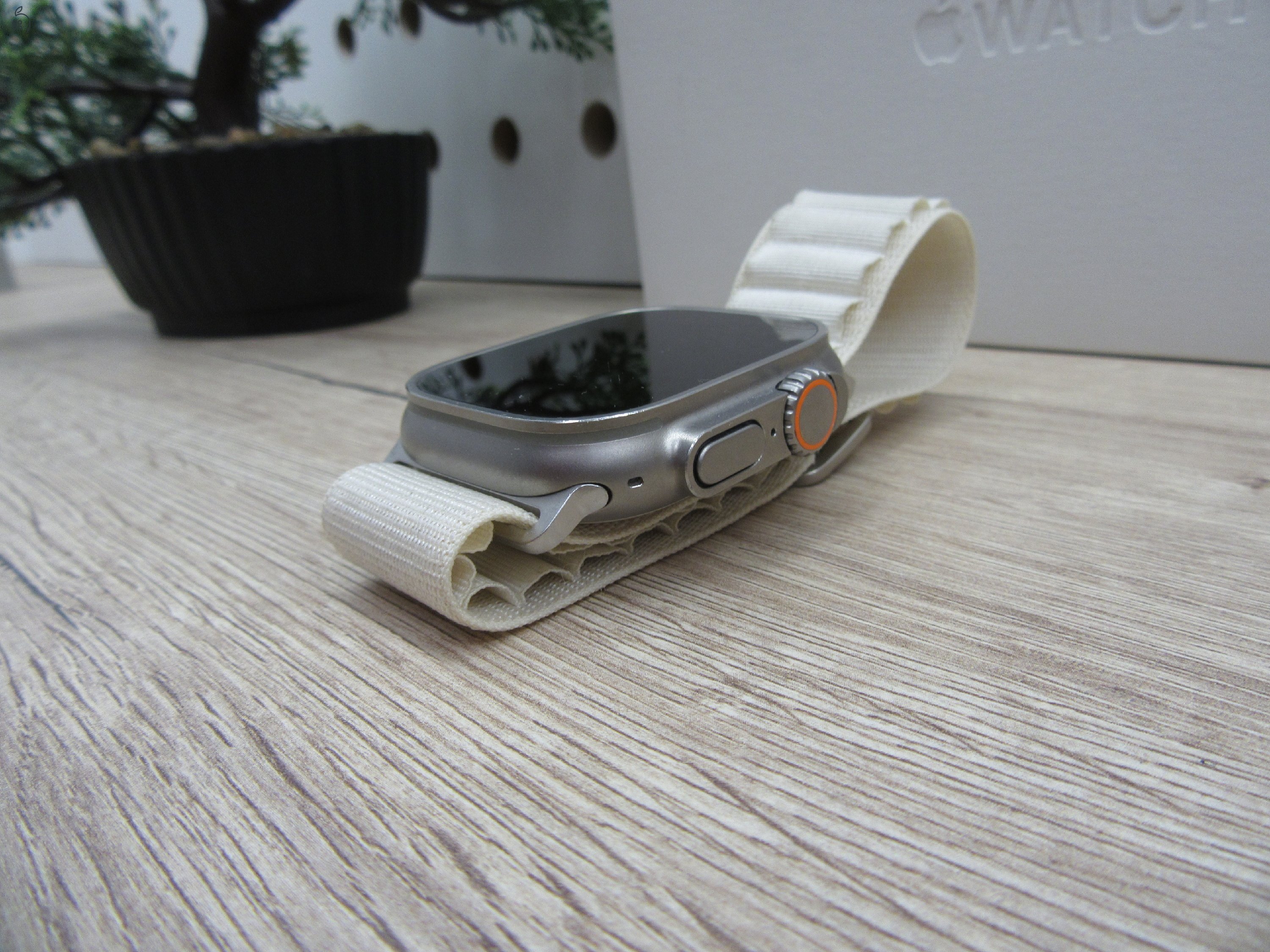 Apple Watch Ultra - 49 mm - Használt, karcmentes