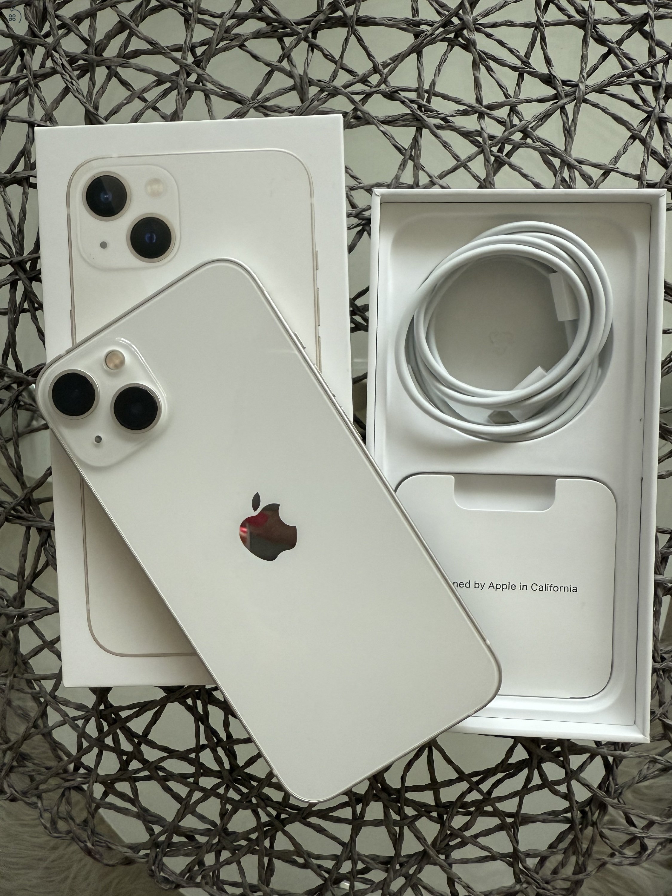 Eladó Apple iPhone 13 128 GB