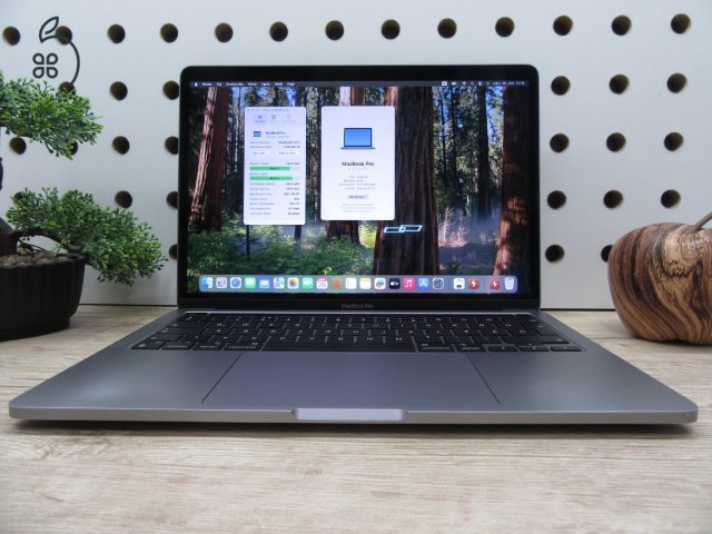 Apple Macbook 13 M1 Pro Touchbar - 2020 - Használt, szép állapot