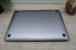 Apple Macbook 13 M1 Pro Touchbar - 2020 - Használt, szép állapot