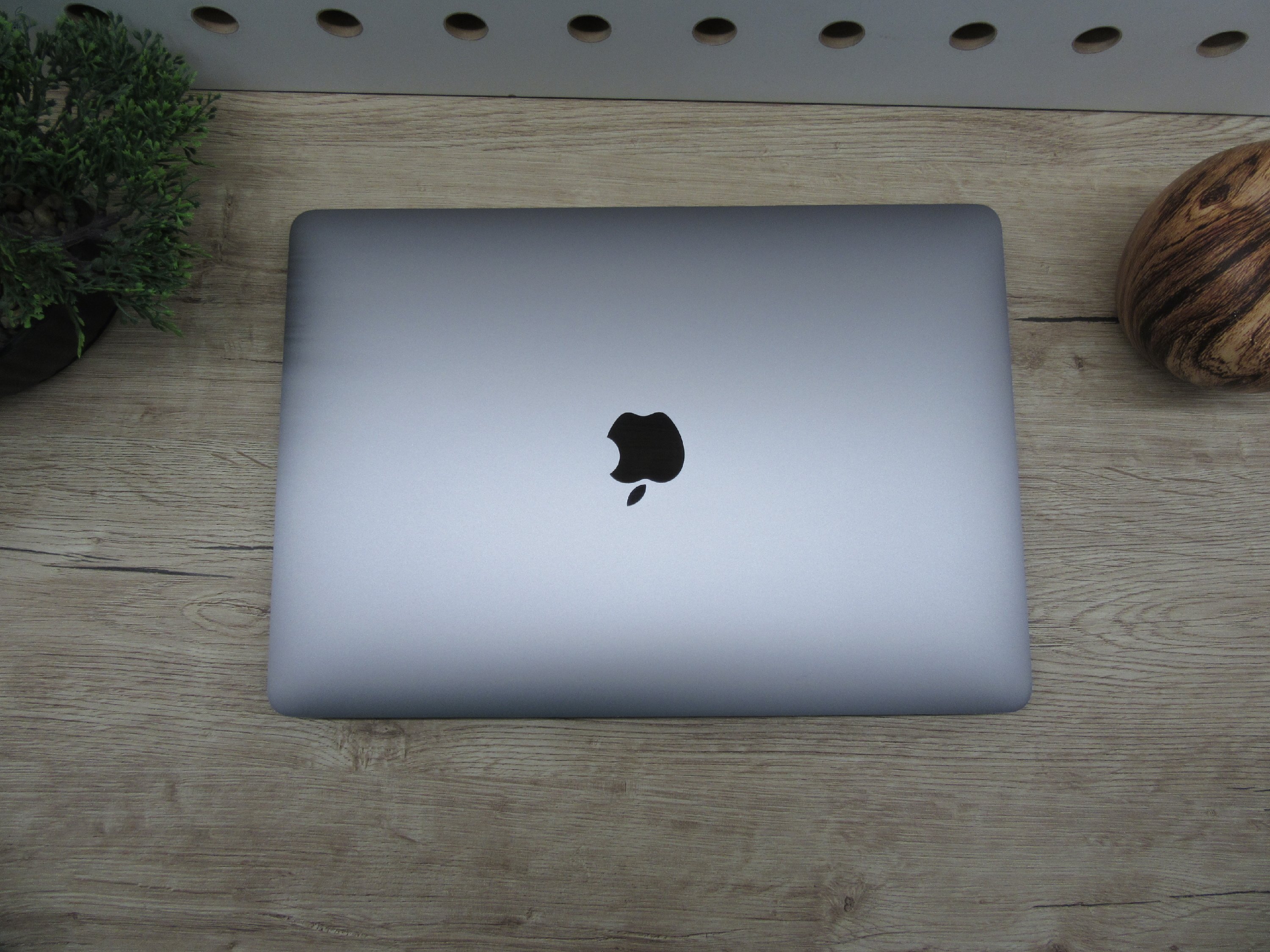 Apple Macbook 13 M1 Pro Touchbar - 2020 - Használt, szép állapot