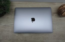 Apple Macbook 13 M1 Pro Touchbar - 2020 - Használt, szép állapot