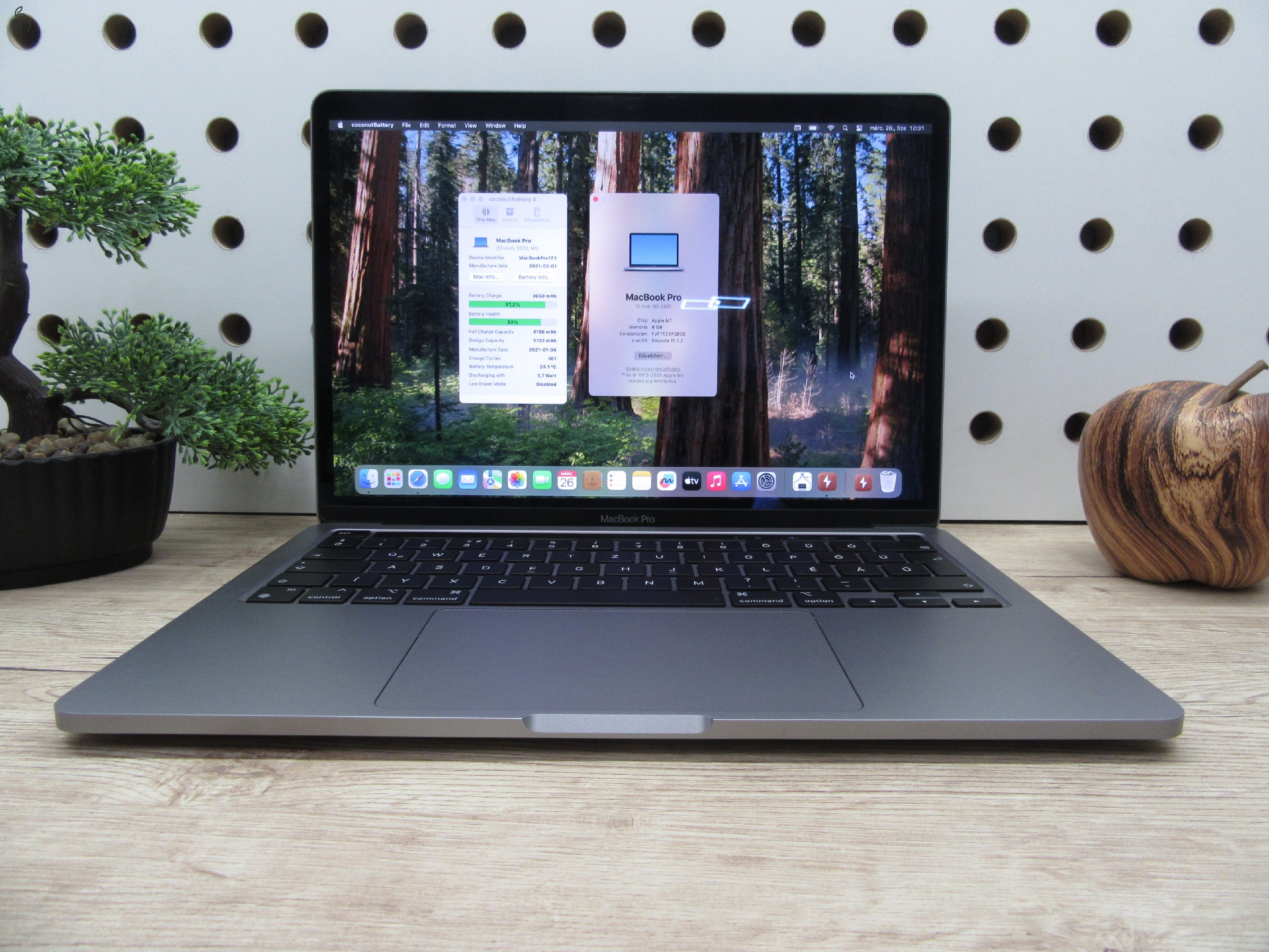  Apple Macbook 13 M1 Pro Touchbar - 2020 - Használt, karcmentes 