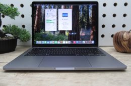 Apple Macbook 13 M1 Pro Touchbar - 2020 - Használt, karcmentes 