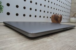  Apple Macbook 13 M1 Pro Touchbar - 2020 - Használt, karcmentes 