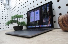  Apple Macbook 13 M1 Pro Touchbar - 2020 - Használt, karcmentes 