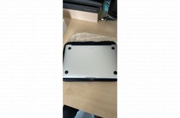 Macbook Air 2013 11-256GB- tartozékokkal