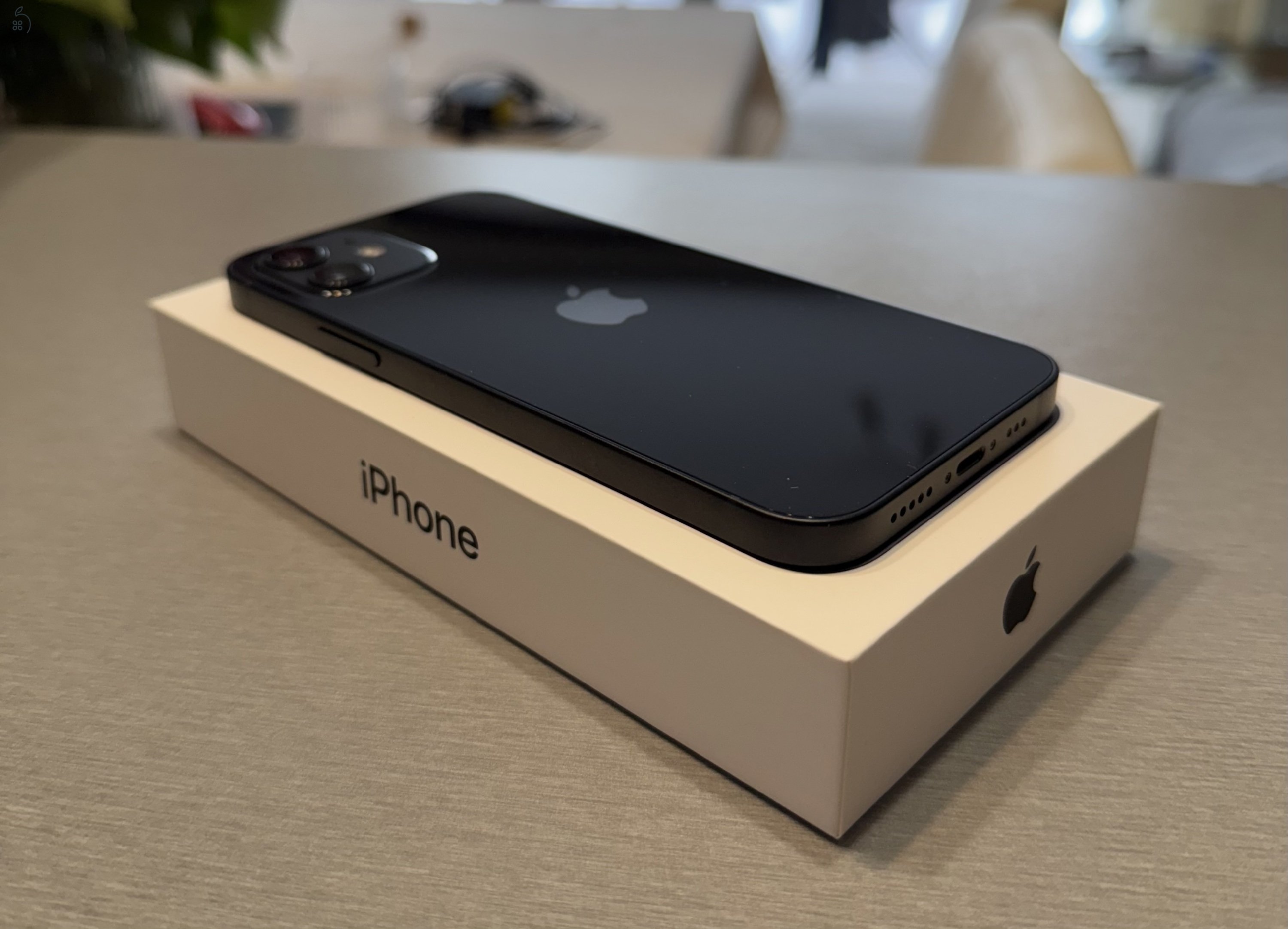 iPhone 12 64GB Black