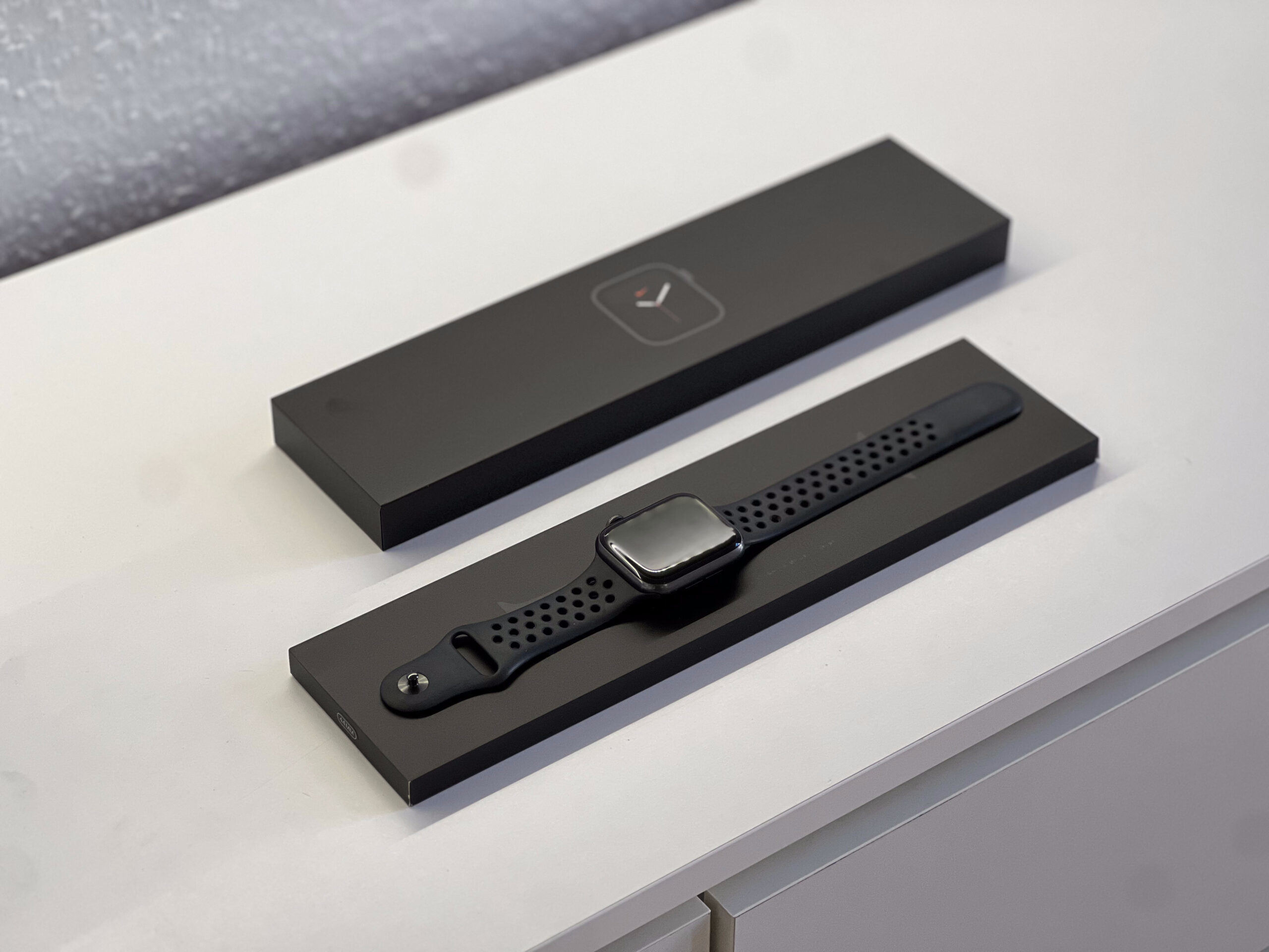 Apple Watch SE Space Gray CEL 44MM 2 ÉV Garanciával Számlával