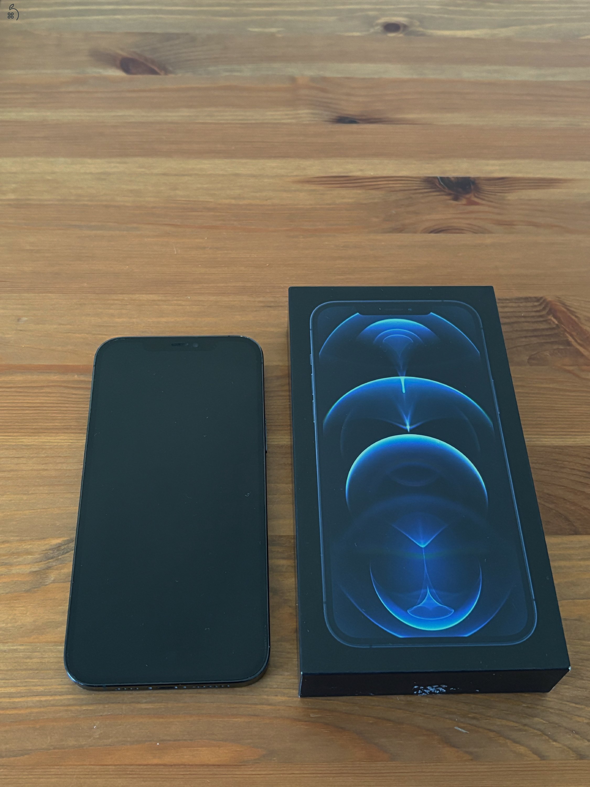 Eladó iPhone 12 Pro Max 128GB — Újszerű állapot, 100% akksi!